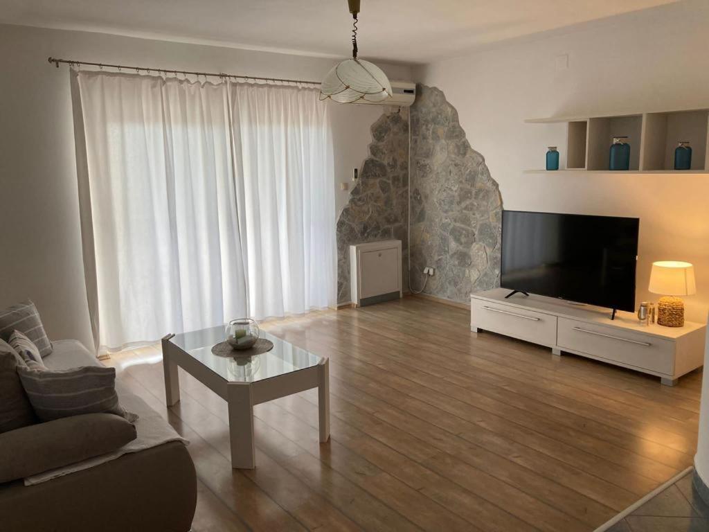 וודיצה Apartment Danijela מראה חיצוני תמונה